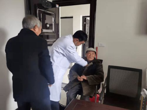 最美的堅(jiān)守 不一樣的春節(jié) 六